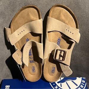 Birkenstock Women’s Arizona Sandals Soft Footbed Taupe Size 39EU 8US